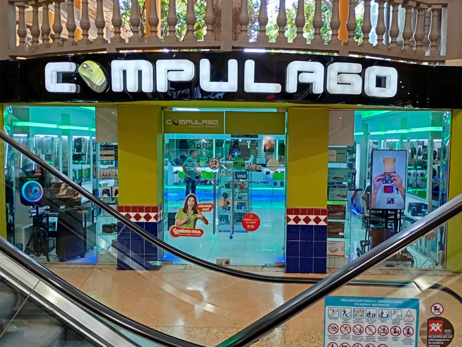 COMPULAGO CENTRO COMERCIAL CASTELLANA